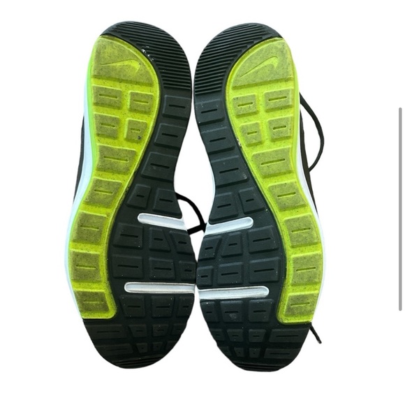 Nike Shoes Men's Air Max AP Grey Volt Green Training Sneakers Size 11 - Picture 4 of 5